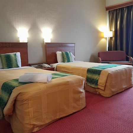 Hotel Grand Continental Kuching Eksteriør billede
