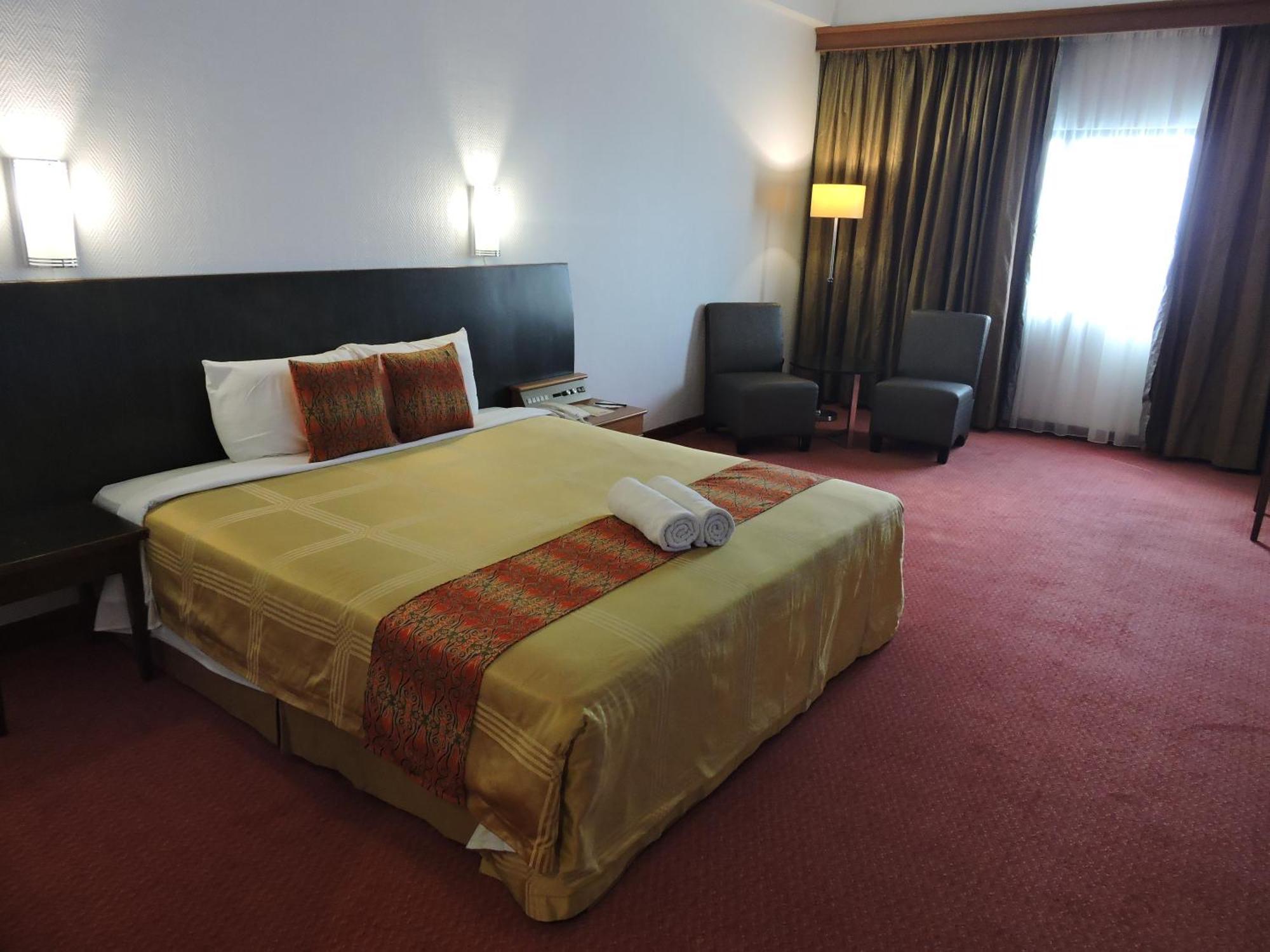 Hotel Grand Continental Kuching Eksteriør billede