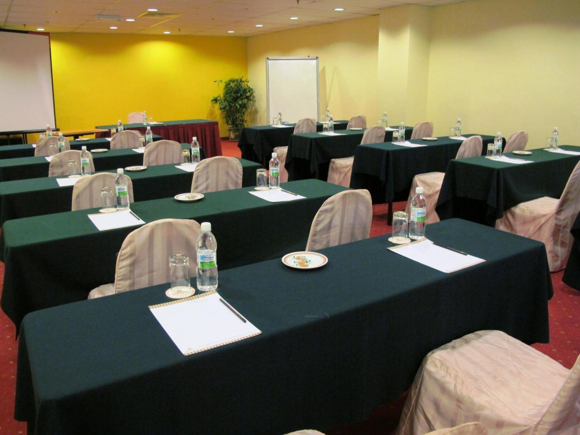 Hotel Grand Continental Kuching Eksteriør billede