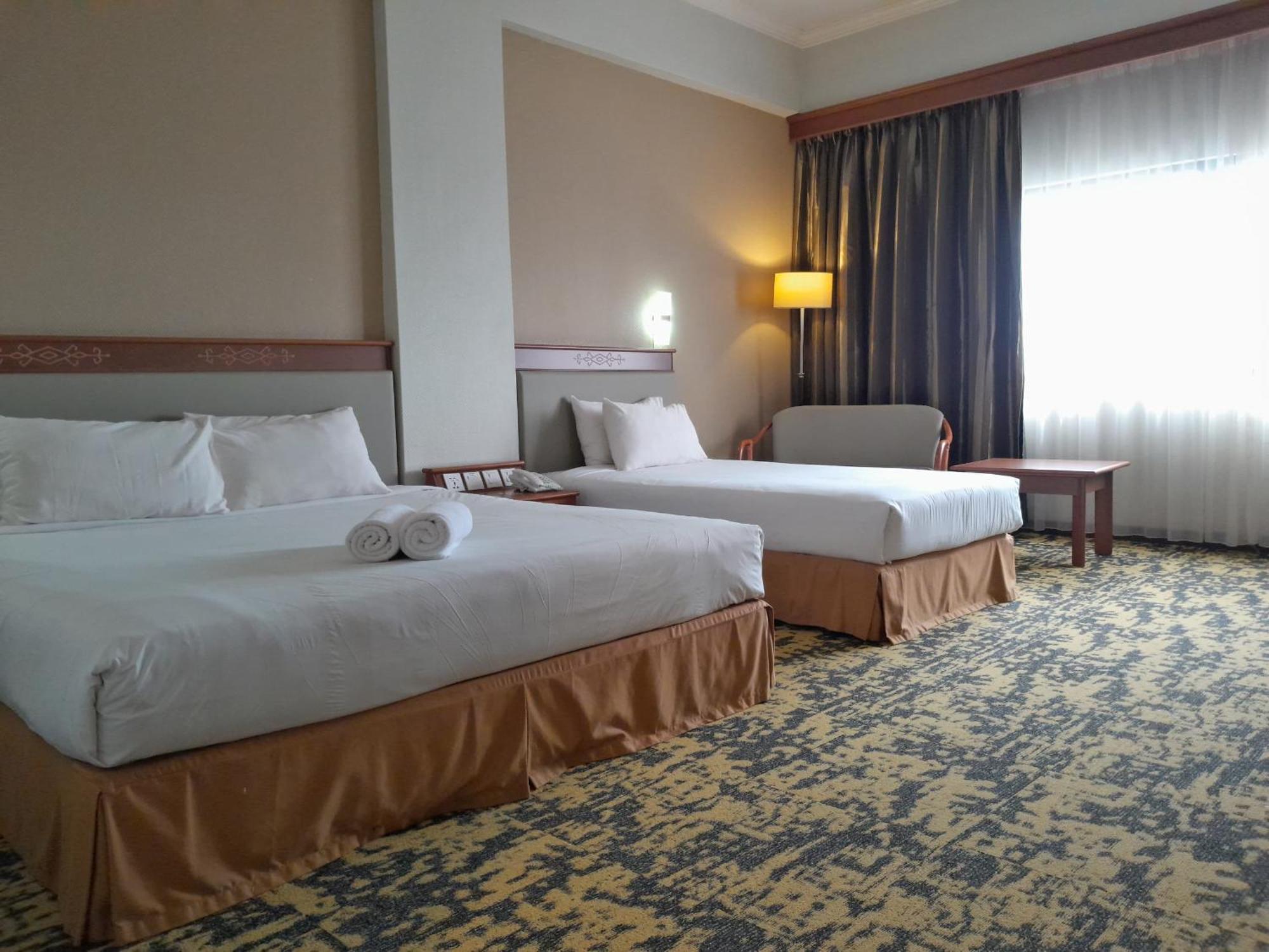 Hotel Grand Continental Kuching Eksteriør billede