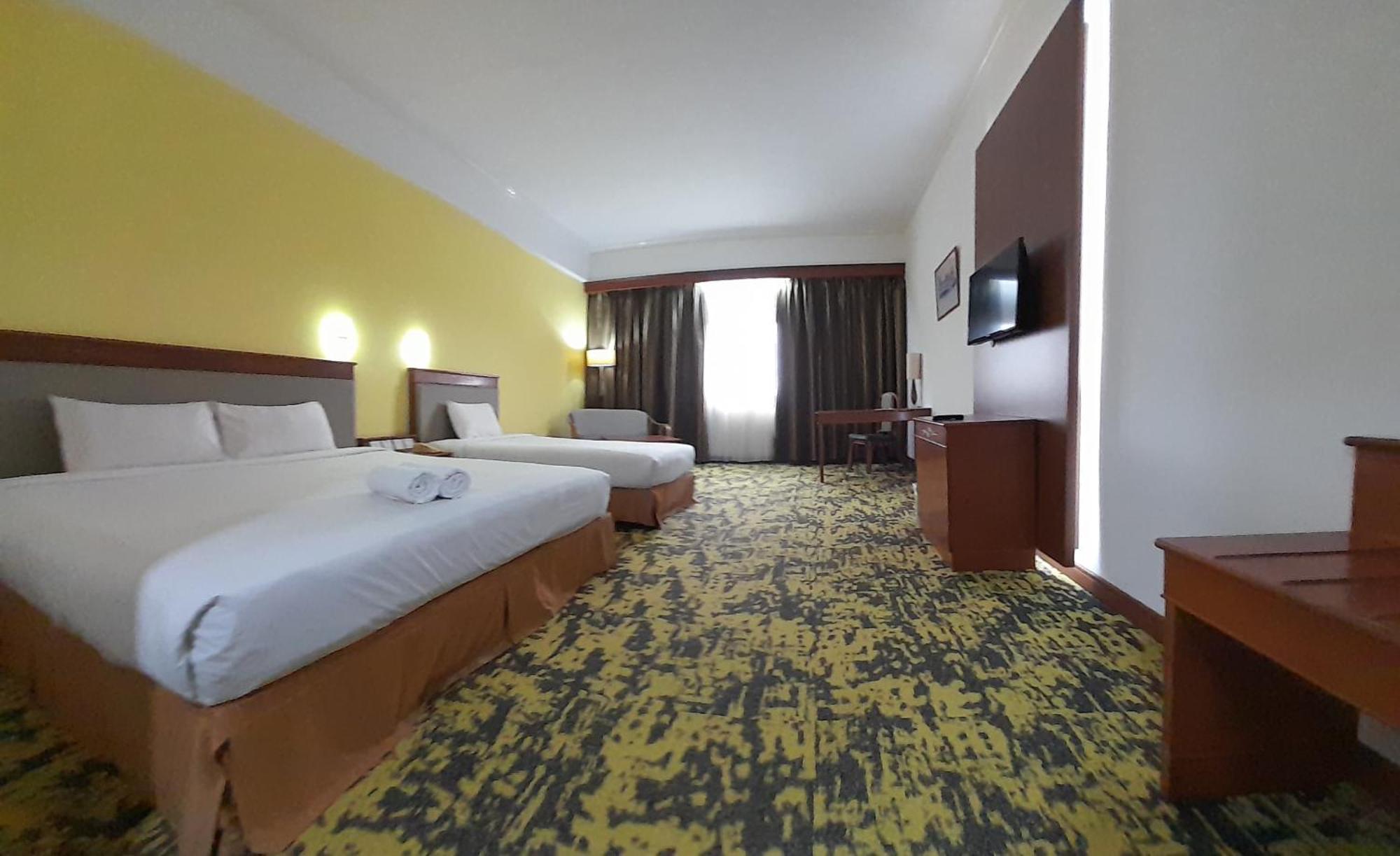 Hotel Grand Continental Kuching Eksteriør billede
