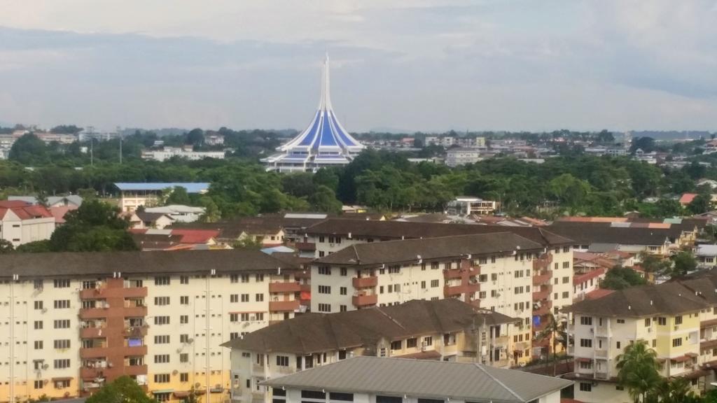 Hotel Grand Continental Kuching Eksteriør billede