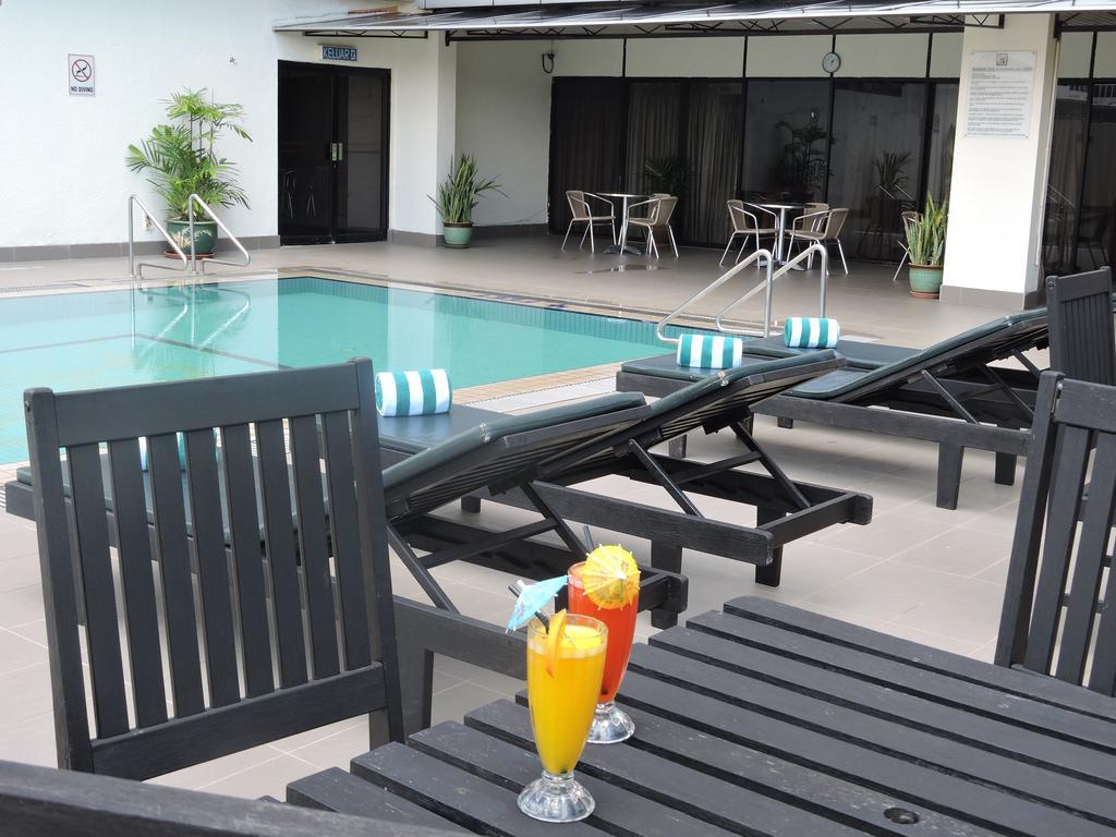 Hotel Grand Continental Kuching Eksteriør billede