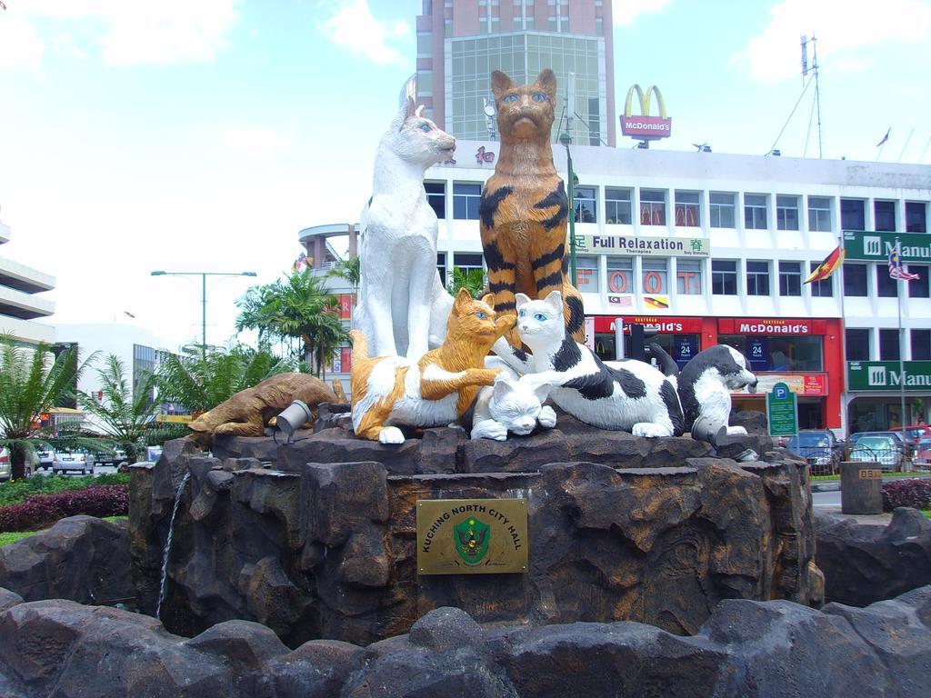 Hotel Grand Continental Kuching Eksteriør billede